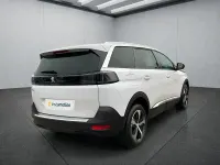 Gebraucht Peugeot 5008 131 PS (96 kW) 2024 Weiß SUV