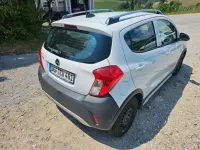 Gebraucht Opel Karl Rocks 73 PS (53 kW) 2019 Weiß Kleinwagen