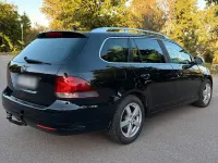 Gebraucht VW Golf VI 105 PS (77 kW) 2011 Schwarz Kleinwagen