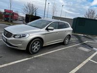 Gebraucht Volvo XC60 Summum 220 PS (161 kW) 2017 Beige SUV