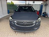 Gebraucht Opel Astra Edition 110 PS (80 kW) 2016 Grau Kombi