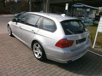 Gebraucht BMW 320 177 PS (130 kW) 2008 Silber Kombi
