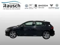 Gebraucht VW Golf VIII R-line 131 PS (96 kW) 2024 Schwarz Limousine