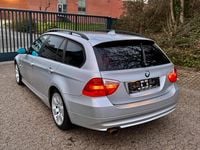 Gebraucht BMW 320 150 PS (110 kW) 2007 Silber Kombi