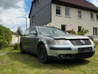 Usata VW Passat 131 CV (96 kW) 2004 Argento Station wagon