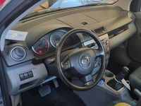 gebraucht Mazda 2 - 3 Monate noch TÜV - Schlüssel fehlen