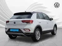 Gebraucht VW T-Roc Style 150 PS (110 kW) 2024 Pure white/schwarz SUV