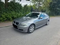Gebraucht BMW 318 143 PS (105 kW) 2009 Grau Limousine