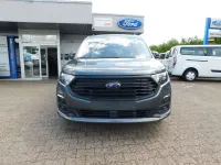 Neu Ford Tourneo Connect Titanium 122 PS (89 kW) 2026 Grau Van / Kleinbus