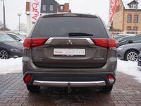 Gebraucht Mitsubishi Outlander 150 PS (110 kW) 2018 Granitbraun metallic (metallic) SUV