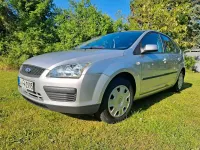 Używany Ford Focus 74 KM (54 kW) 2006 Srebrny Sedan/Limuzyna