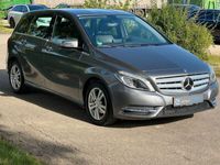 gebraucht Mercedes B180 BI-XENON*SHZ*LEDER*PARK ASSIST*