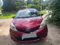Gebraucht Toyota Yaris 2012 Rot Kleinwagen