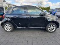 Używany Smart ForFour Basis 71 KM (52 kW) 2019 Czarny Hatchback