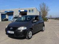 Second-hand VW Fox 54 CP (39 kW) 2006 Gri Hatchback