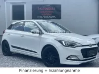Gebraucht Hyundai i20 Style 101 PS (74 kW) 2016 Weiß Limousine