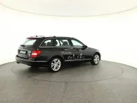 Gebraucht Mercedes C180 Avantgarde 156 PS (114 kW) 2012 Metalliclack obsidianschwarz m (metallic) Kombi