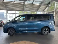 Gebraucht Ford Tourneo Titanium 232 PS (170 kW) 2025 Chromablau metallic Van / Kleinbus