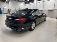Gebraucht BMW 730 265 PS (194 kW) 2017 Saphirschwarz Limousine