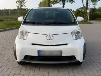 Second-hand Toyota iQ 68 CP (50 kW) 2011 Alb Hatchback