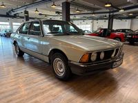 Gebraucht BMW 732 197 PS (144 kW) 1982 Silber Limousine