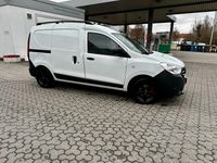 Gebraucht Dacia Dokker 105 PS (77 kW) 2016 Weiß Van / Kleinbus
