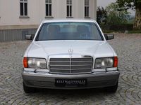 Gebraucht Mercedes 560 242 PS (177 kW) 1987 Weiß Limousine