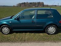 Gebraucht VW Golf IV 75 PS (55 kW) 2002 Kleinwagen