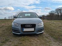 Gebraucht Audi A3 Ambiente 125 PS (91 kW) 2011 Blau Kleinwagen