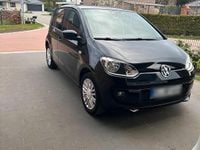 Second-hand VW up! 60 CP (44 kW) 2015 Negru Hatchback