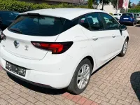 Gebraucht Opel Astra Edition 110 PS (80 kW) 2021 Schneeweiss/summitwhite/arctic Limousine