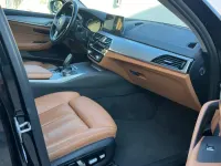 Gebraucht BMW 520 190 PS (139 kW) 2018 Schwarz Kombi