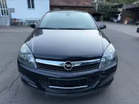 Gebraucht Opel Astra GTC Sport 125 PS (91 kW) 2007 Schwarz