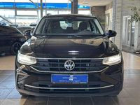 Gebraucht VW Tiguan 150 PS (110 kW) 2021 Schwarz SUV
