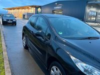 Gebraucht Peugeot 308 95 PS (69 kW) 2010 Schwarz Kleinwagen