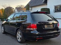 Gebraucht VW Golf VI Match 105 PS (77 kW) 2013 Schwarz Kleinwagen