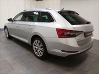 Gebraucht Skoda Superb Style 150 PS (110 kW) 2022 Silber Kombi