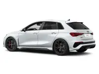 Gebraucht Audi RS3 Design 400 PS (294 kW) 2024 Weiß (gletscherweiß metallic) Limousine