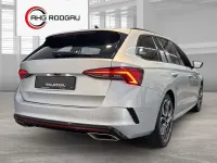 Gebraucht Skoda Octavia RS 200 PS (147 kW) 2023 Stribrna brilliant/ brilliants Kombi