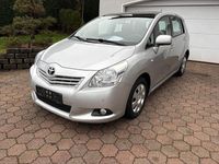 Gebraucht Toyota Verso Edition 147 PS (108 kW) 2010 Silber Van / Kleinbus