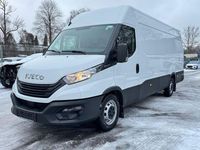 Second-hand Iveco Daily 156 CP (114 kW) 2024 Alb Berlinǎ
