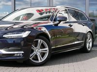 Gebraucht Volvo V90 Momentum 235 PS (172 kW) 2019 Blau Kombi