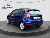 Gebraucht Ford Fiesta Celebration 101 PS (74 kW) 2016 Blau Kleinwagen