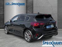 Gebraucht Ford Focus ST-Line 125 PS (91 kW) 2022 Obsidianschwarz metallic Limousine