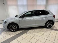 Gebraucht VW Polo Beats 75 PS (55 kW) 2018 Weiß Kleinwagen