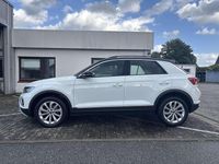 Gebraucht VW T-Roc Style 150 PS (110 kW) 2023 Pure whiteschwarz SUV