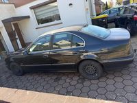 Second-hand BMW 520 150 CP (110 kW) 1998 Negru Berlinǎ