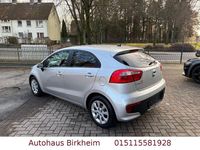 Gebraucht Kia Rio DREAM-TEAM Edition 109 PS (80 kW) 2015 Silber Limousine
