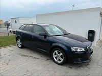 Gebraucht Audi A3 105 PS (77 kW) 2009 Blau Kleinwagen