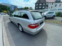 Gebraucht Mercedes E220 Classic 150 PS (110 kW) 2004 Brillantsilber  metalliclack Kombi